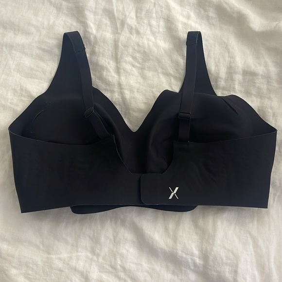 Knix Revolution V-Neck Bra Size XL+ - Picture 3 of 4